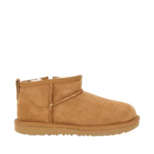 New Classic Ultra Mini boots Kids Footwear