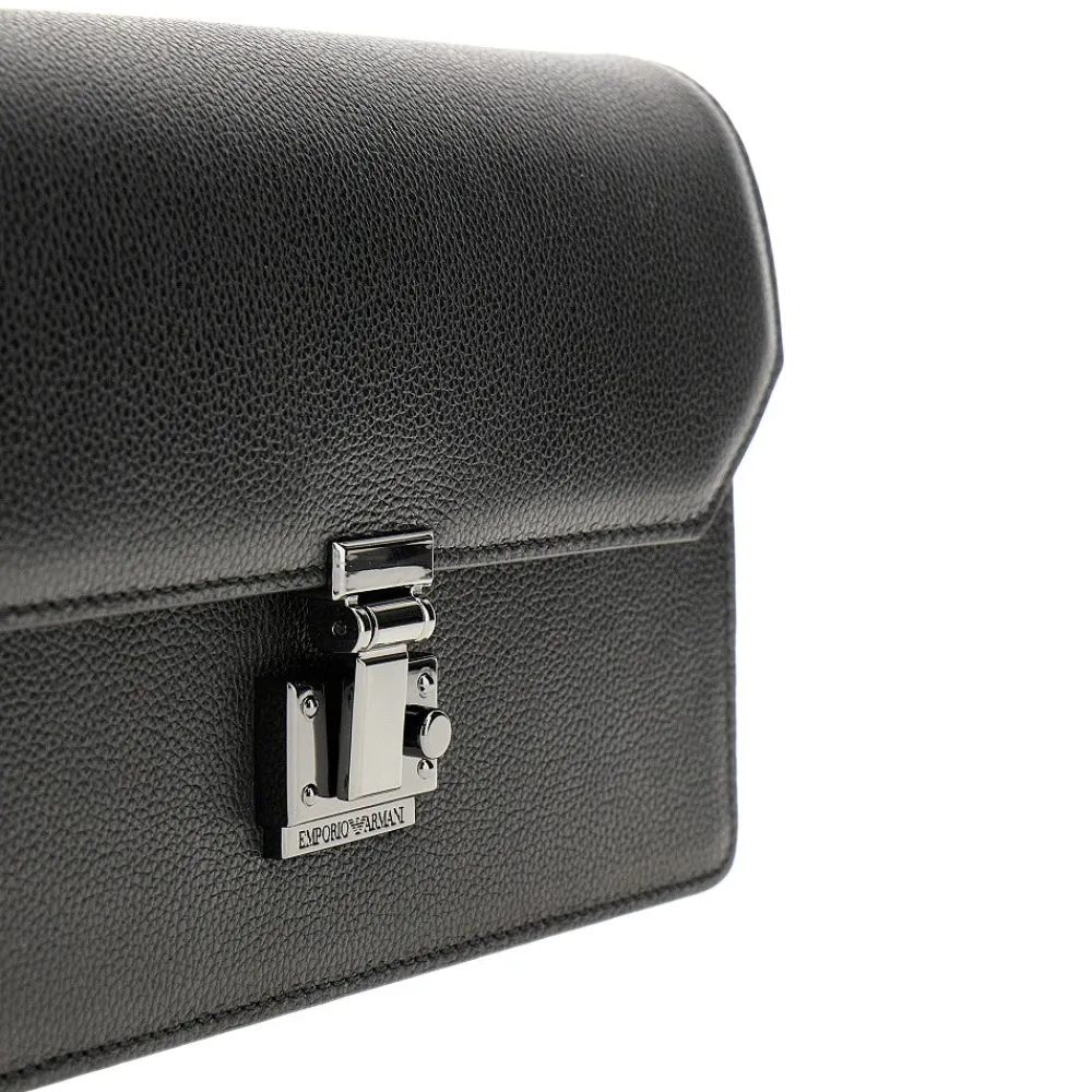grained_leather_pouch_3.webp Sale Grained leather pouch Clutches