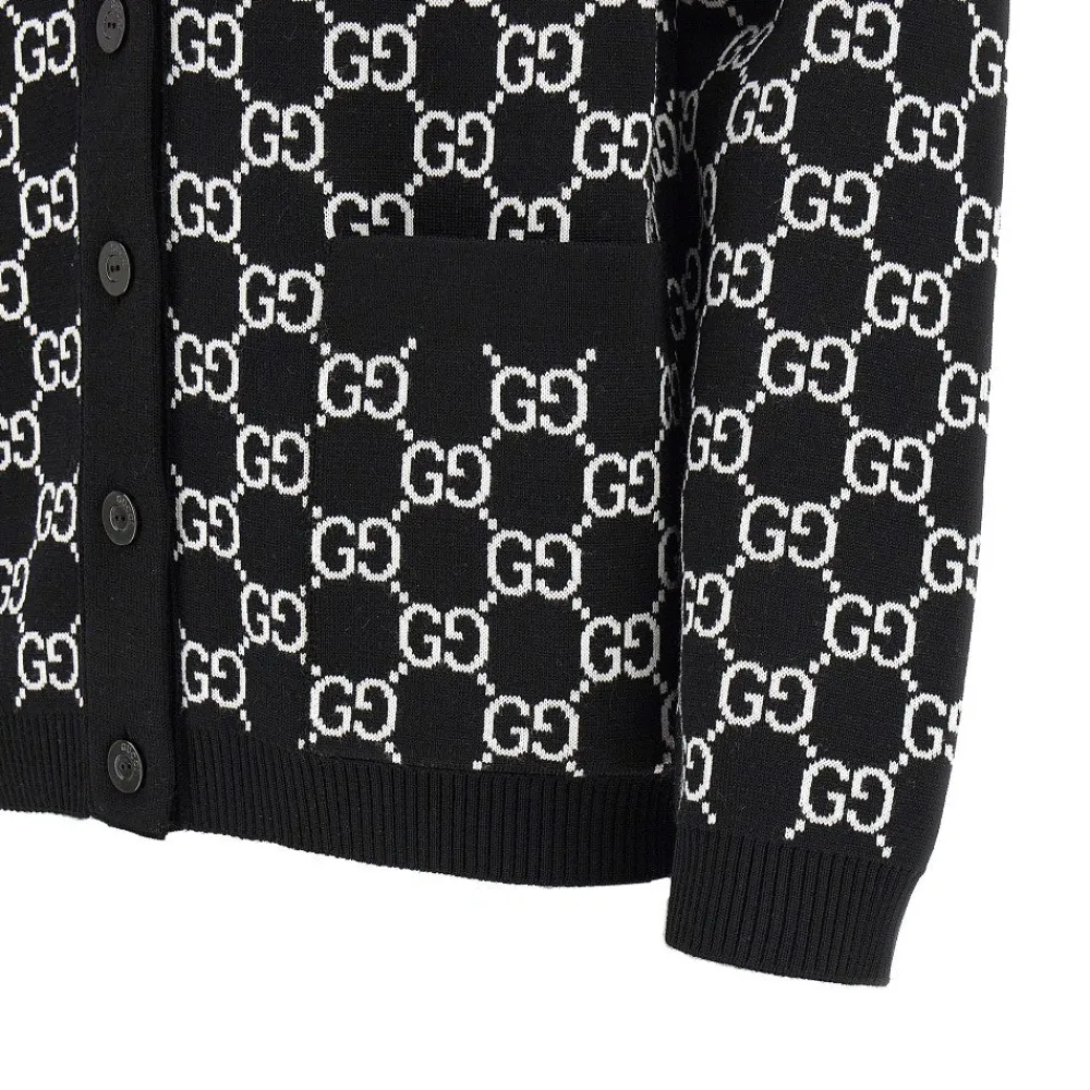 jacquard_wool_reversible__3.webp Clearance Jacquard wool reversible cardigan Knitwear