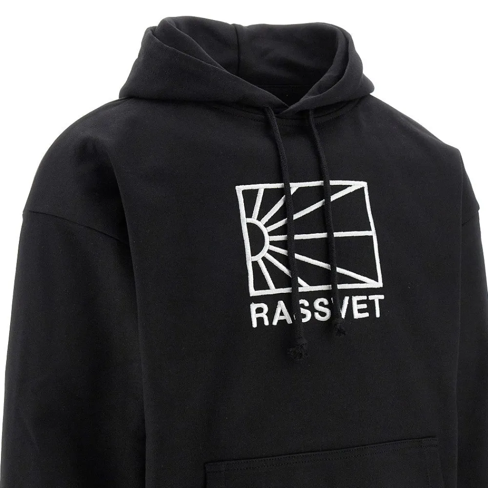 logo_embroidery_hoodie_1-2.webp Hot Logo embroidery hoodie Sweatshirts