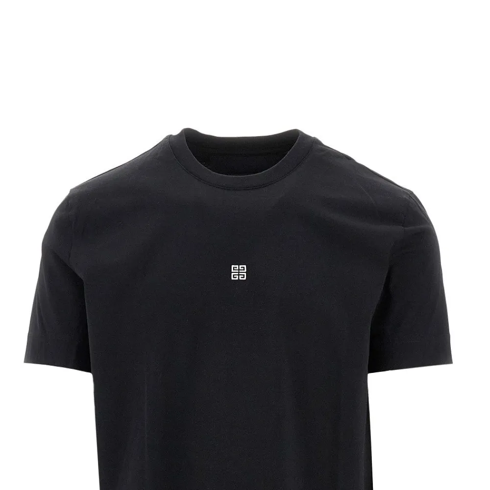 logo_embroidery_tshirt_1-4.webp Fashion Logo embroidery T-shirt T-Shirts And Polo Shirts
