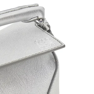 New Metallized leather mini Puzzle Edge bag Top-Handle Bags | Crossbody Bags
