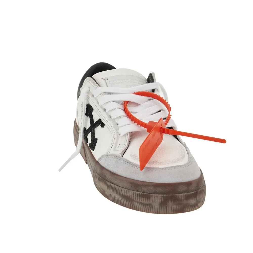 new_low_vulcanized_leathe_1.webp New New Low Vulcanized leather sneakers Sneakers