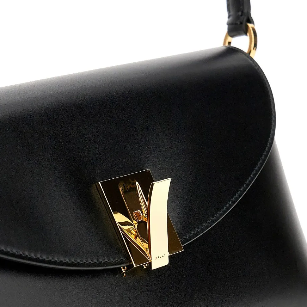ollam_leather_shoulder_ba_3.webp Fashion Ollam' leather shoulder bag Shoulder Bags