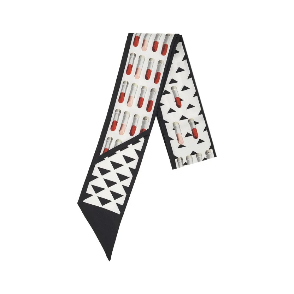printed_silk_scarf_1.webp Online Printed silk scarf Scarves