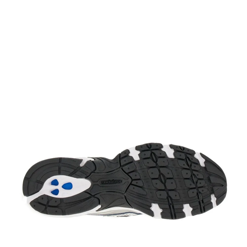 sneakers_4-10.webp New 740 sneakers Sneakers